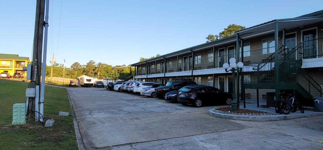 Garden Inn And Suites Near Callaway Gardens Pine Mountain Bagian luar foto
