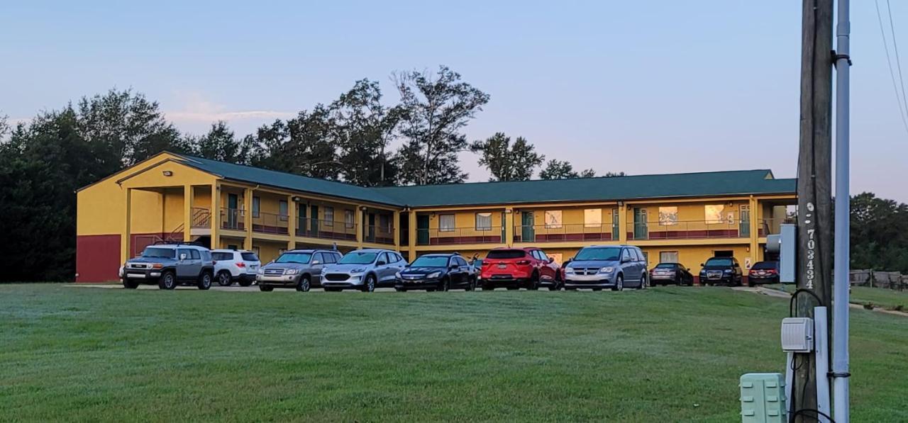 Garden Inn And Suites Near Callaway Gardens Pine Mountain Bagian luar foto