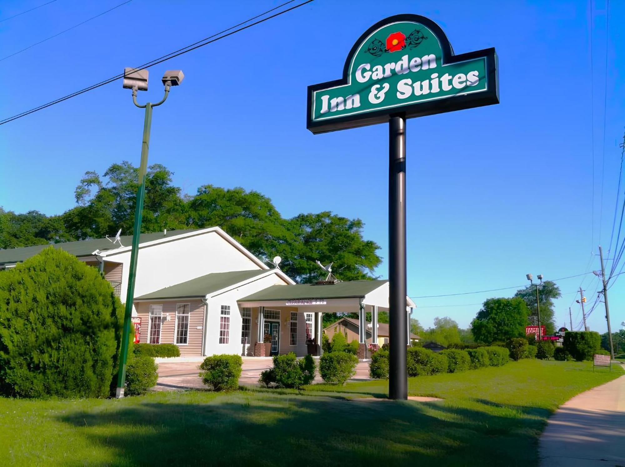 Garden Inn And Suites Near Callaway Gardens Pine Mountain Bagian luar foto