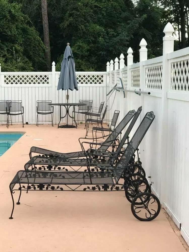 Garden Inn And Suites Near Callaway Gardens Pine Mountain Bagian luar foto