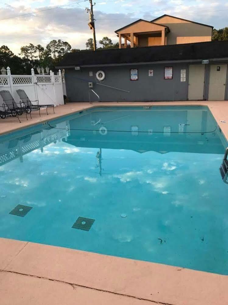 Garden Inn And Suites Near Callaway Gardens Pine Mountain Bagian luar foto